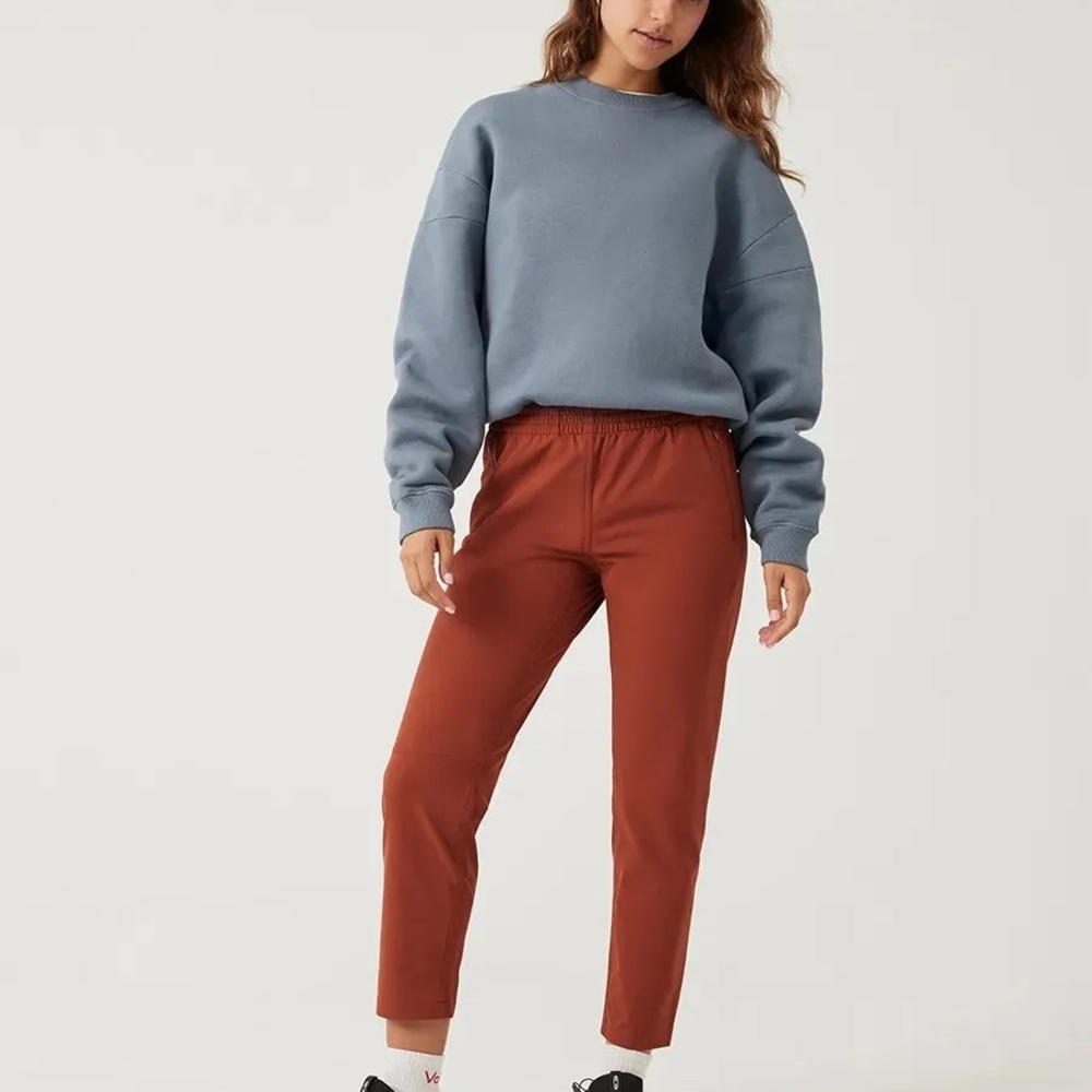 Outdoor Voices RecTrek 26” Pants in Terracotta